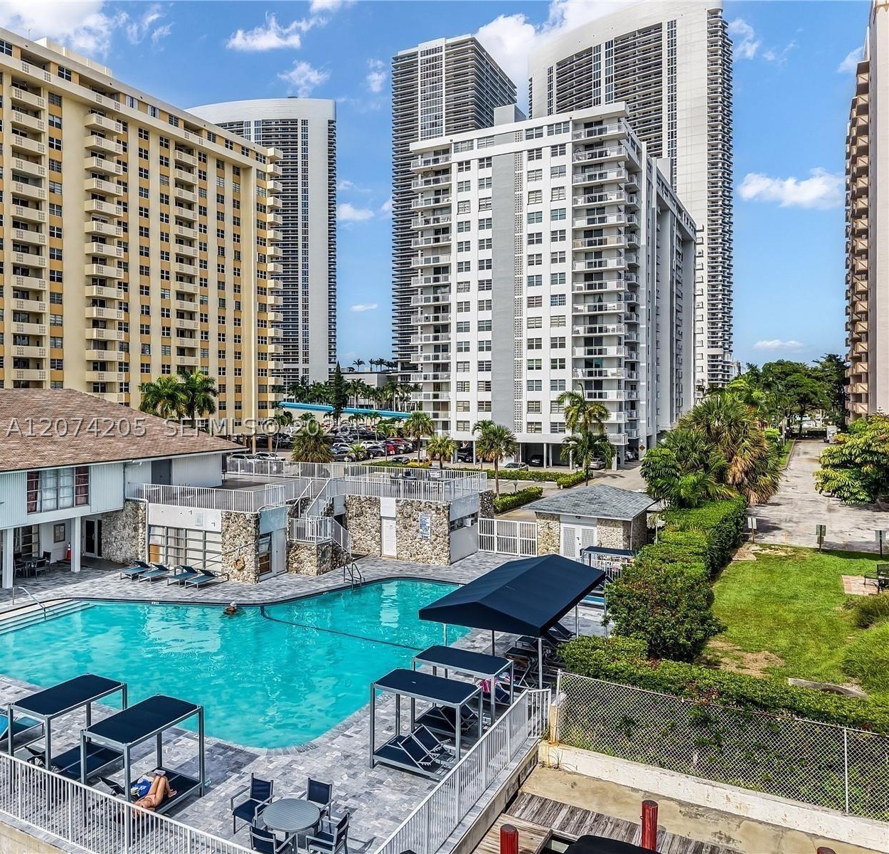 1849 S Ocean Dr 202 — photo
