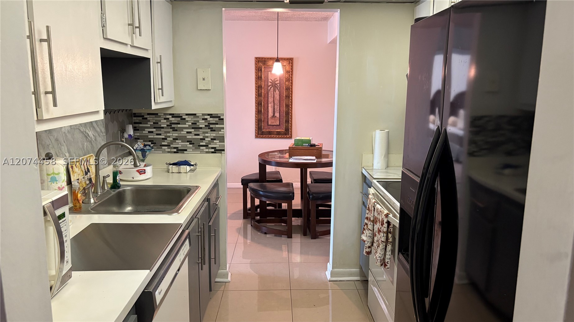 3120 N Pine Island Rd 307 — photo