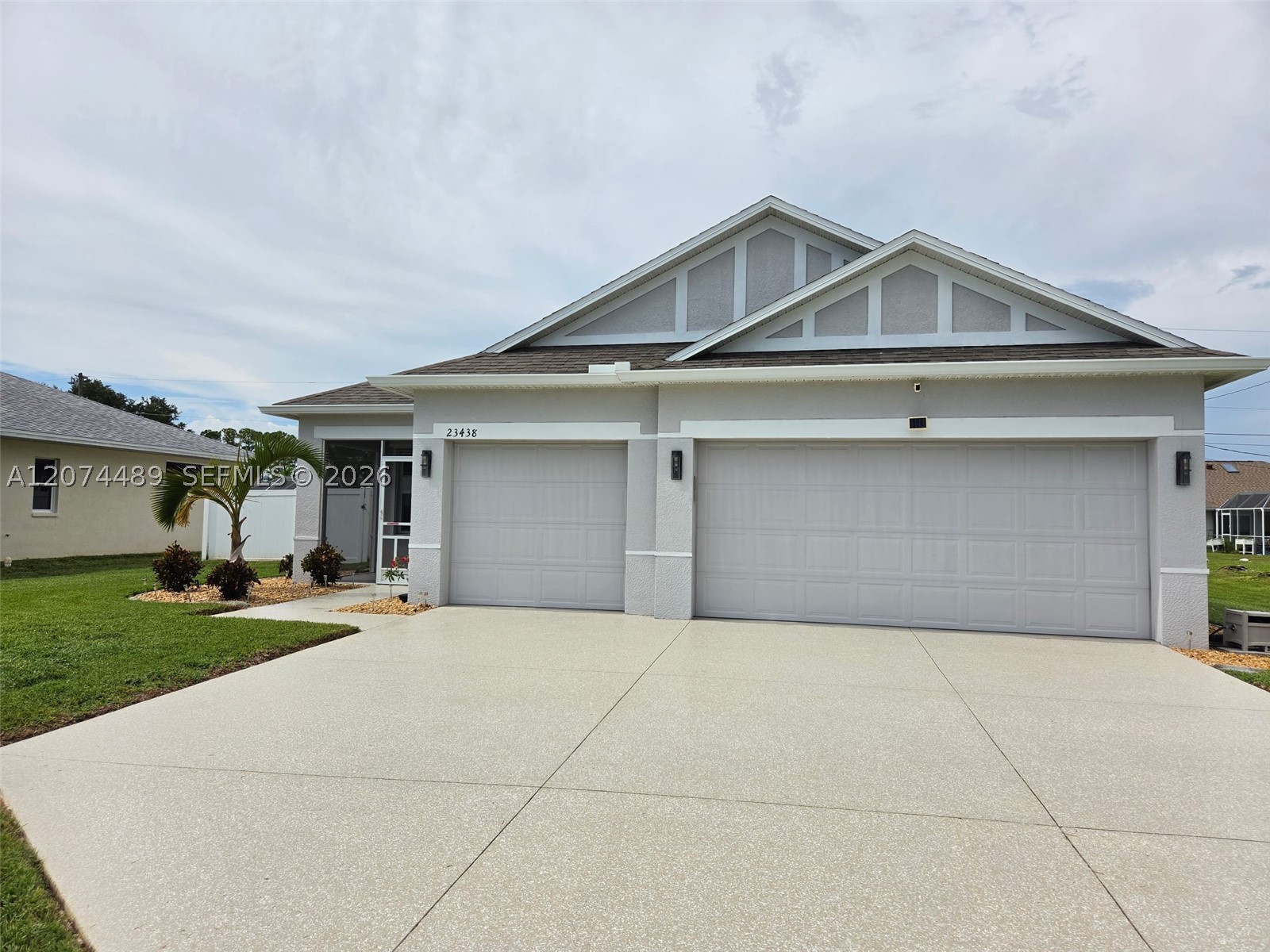 23438 Nelson Ave — photo
