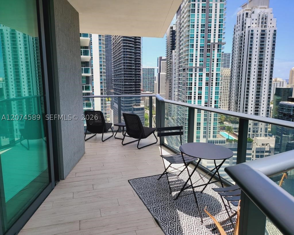 1300 S Miami Ave 2501 — photo
