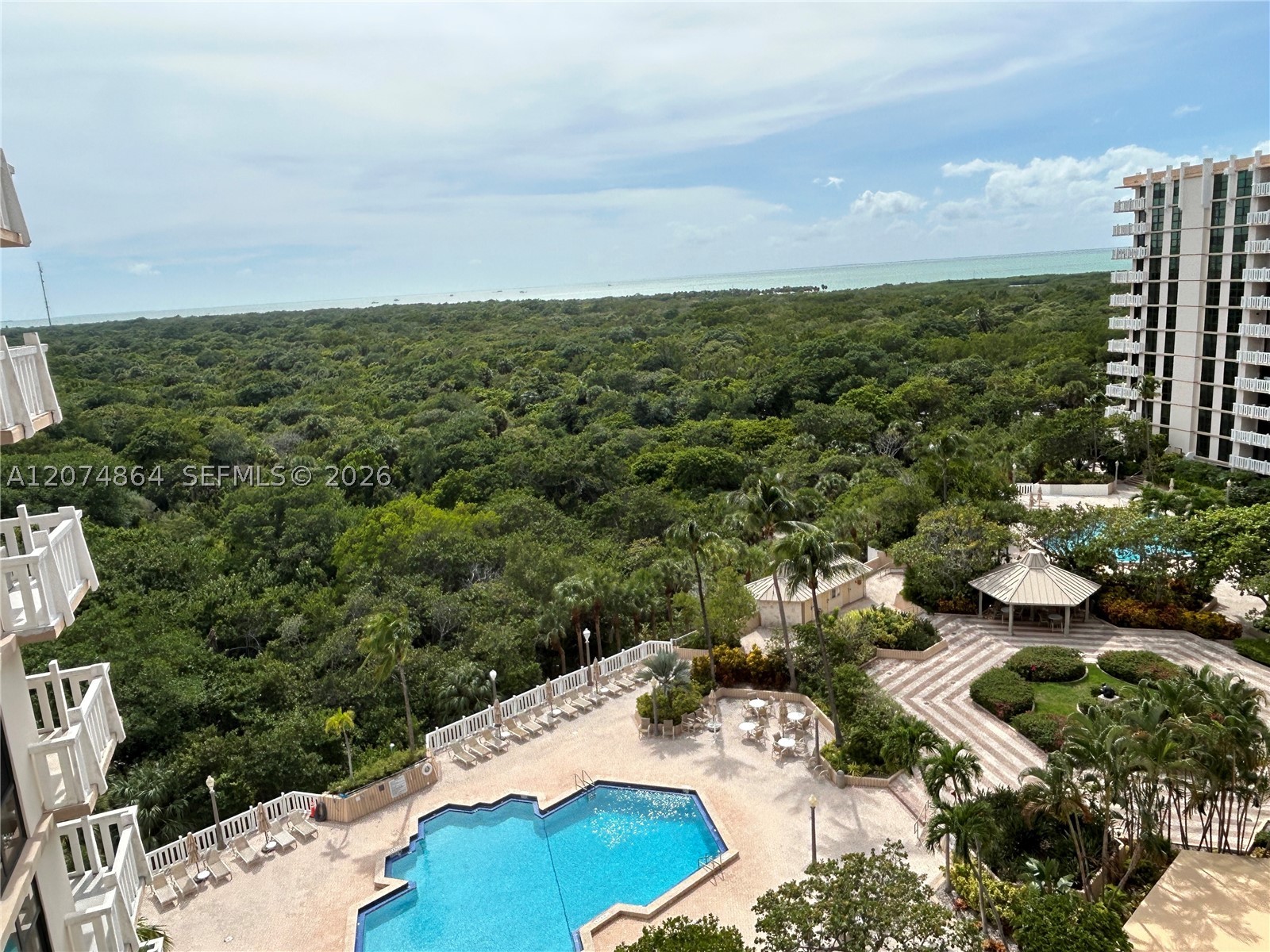 1111 Crandon Bl B1003 — photo