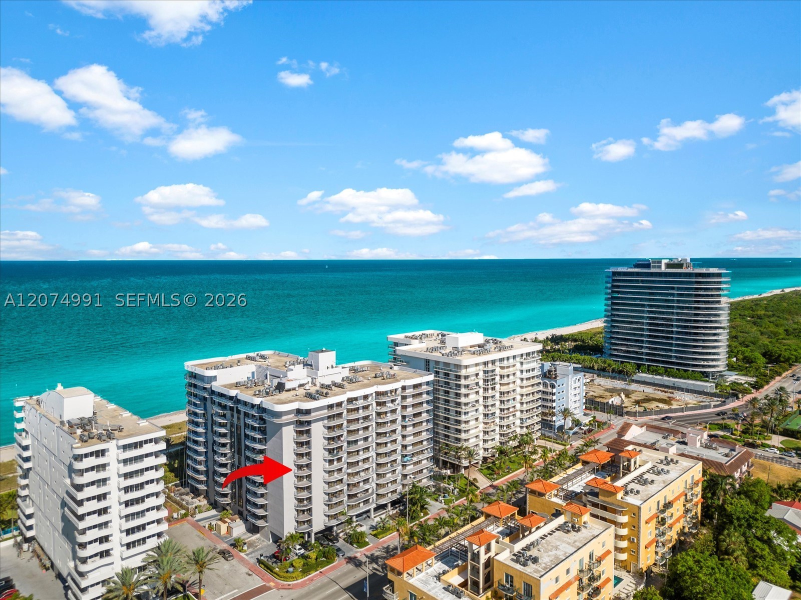 8877 Collins Ave 704 — photo