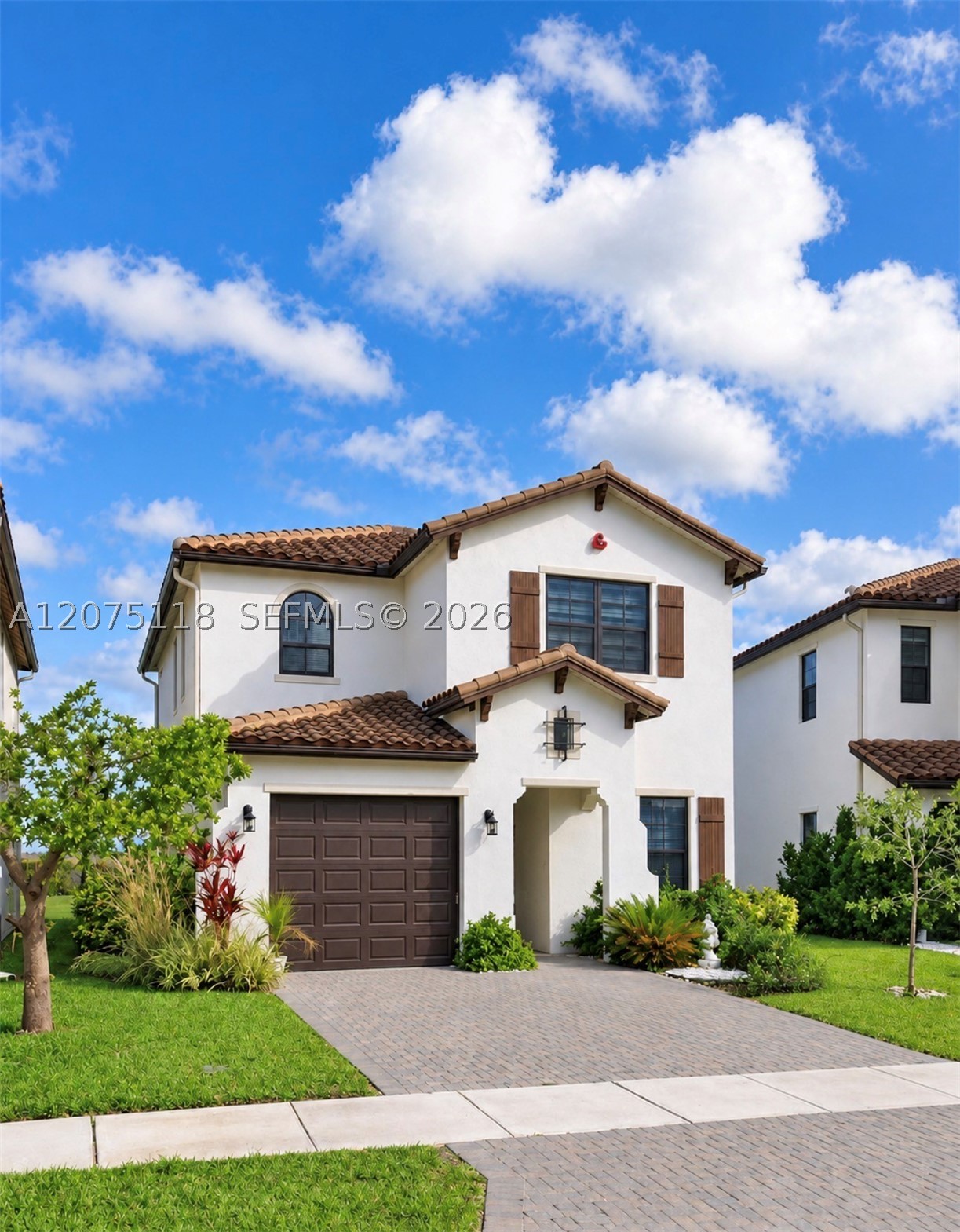 5487 Cassidy Ln — photo
