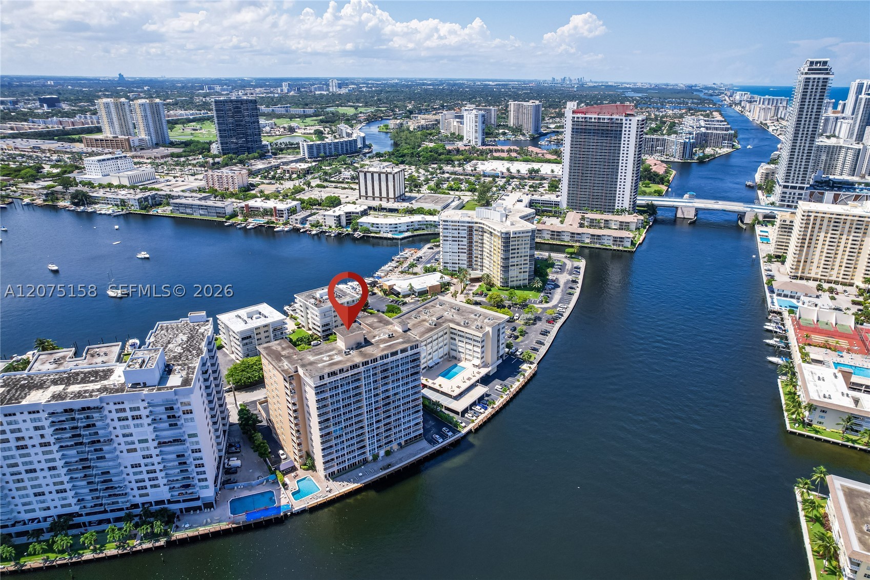 121 Golden Isles Dr 907 — photo