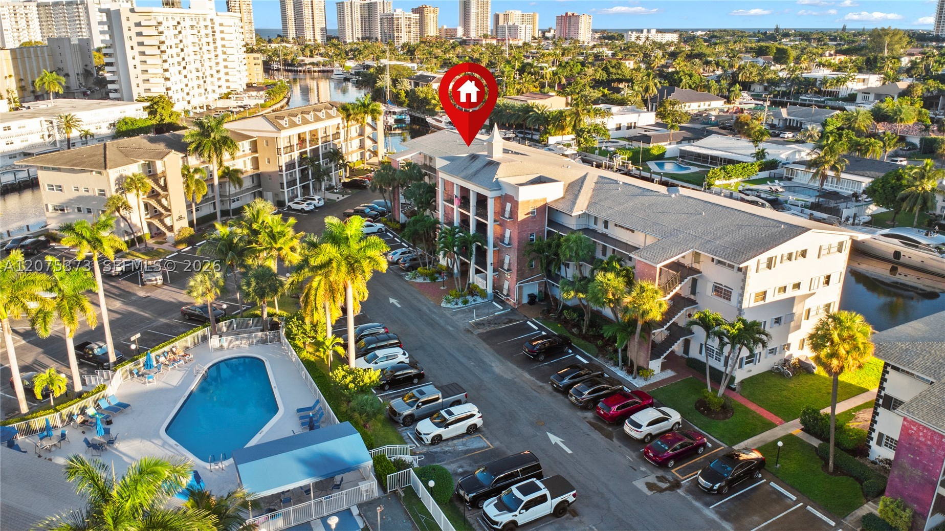 455 Paradise Isle Blvd 402 — photo