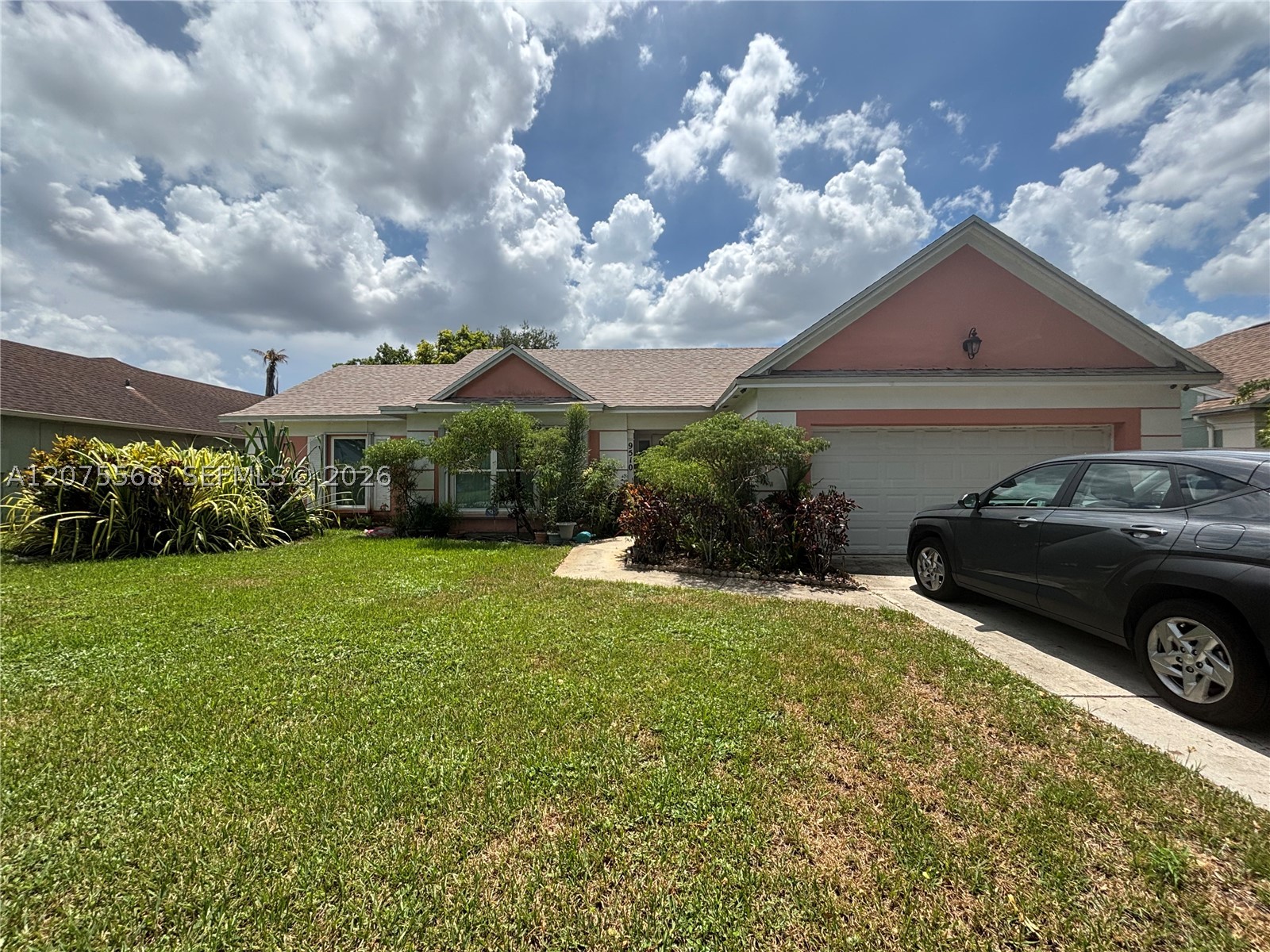 9510 Ashley Dr — photo
