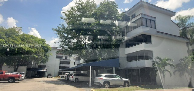 8205 SW 152nd Ave F-306 — photo