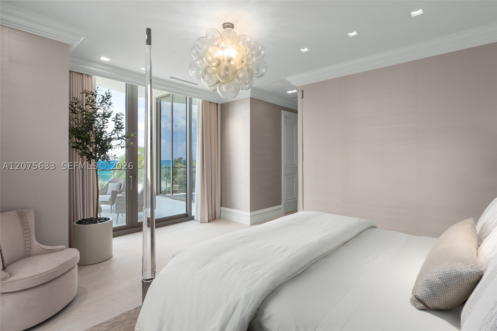 17975 Collins Ave N-Sf-02 — photo