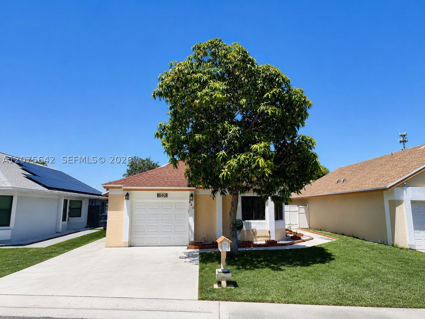 840 W Palm Run Dr — photo