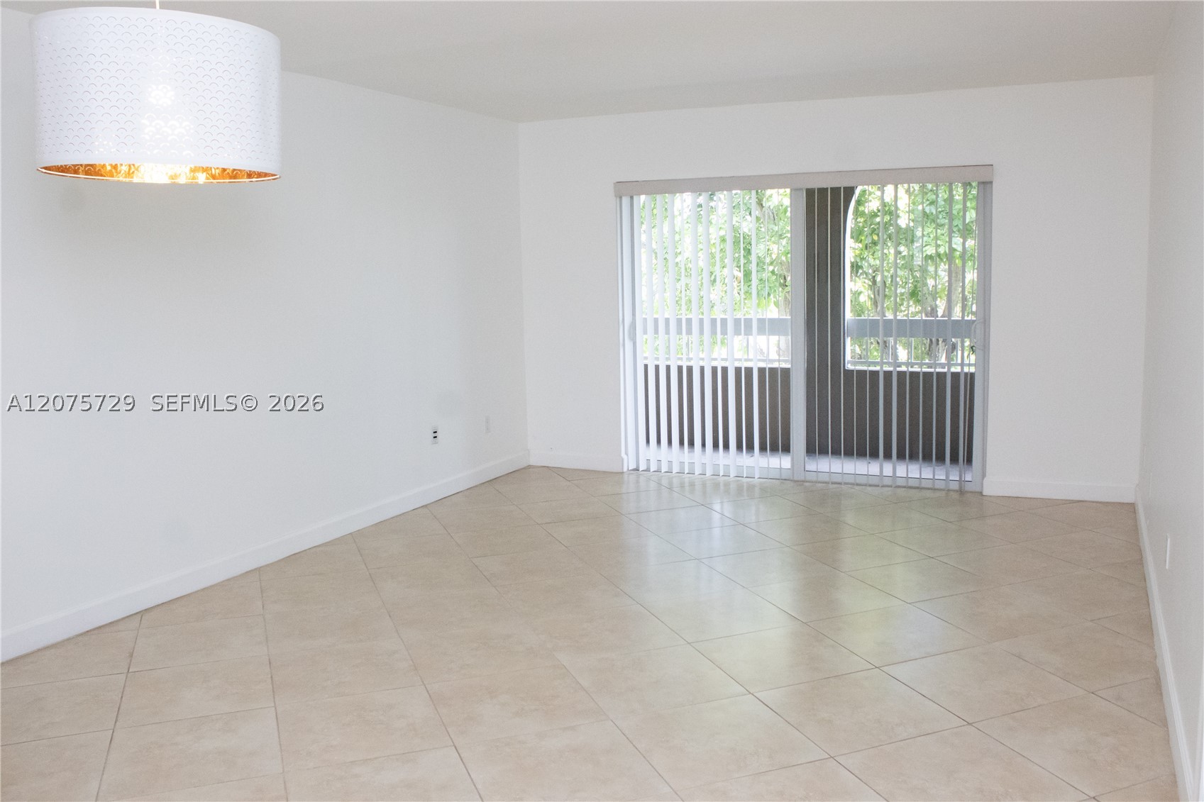 7860 Camino Real L-406 — photo