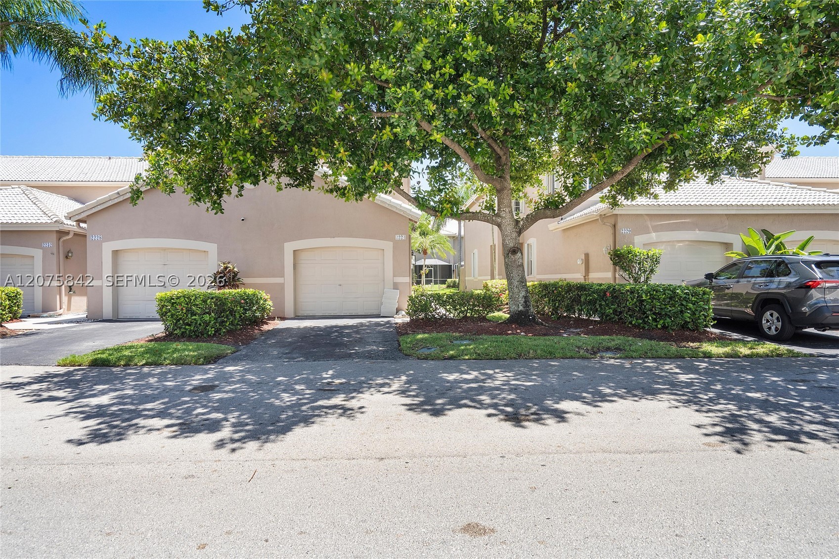 2224 Salerno Cir — photo
