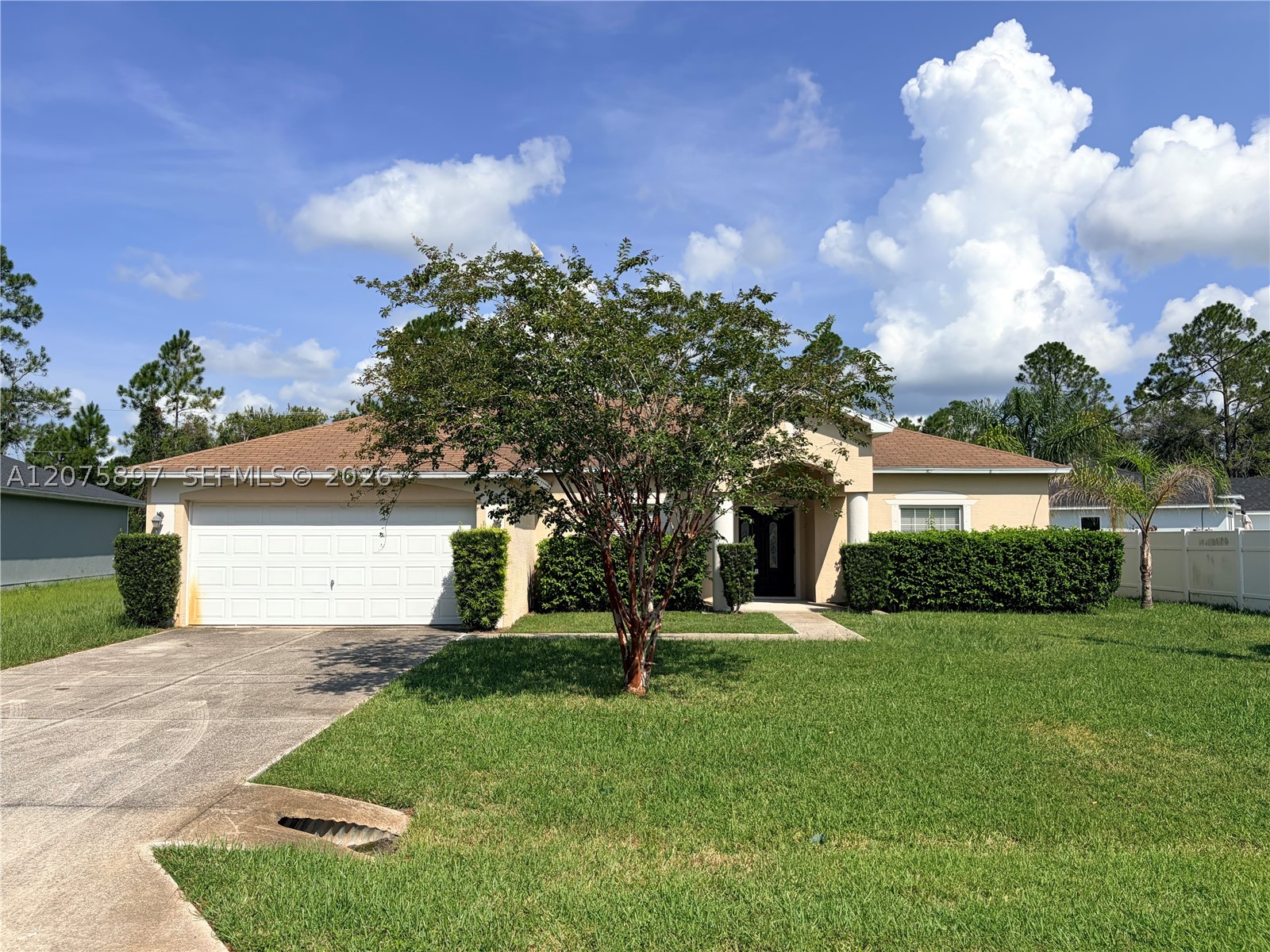 79 Wheatfield Dr — photo