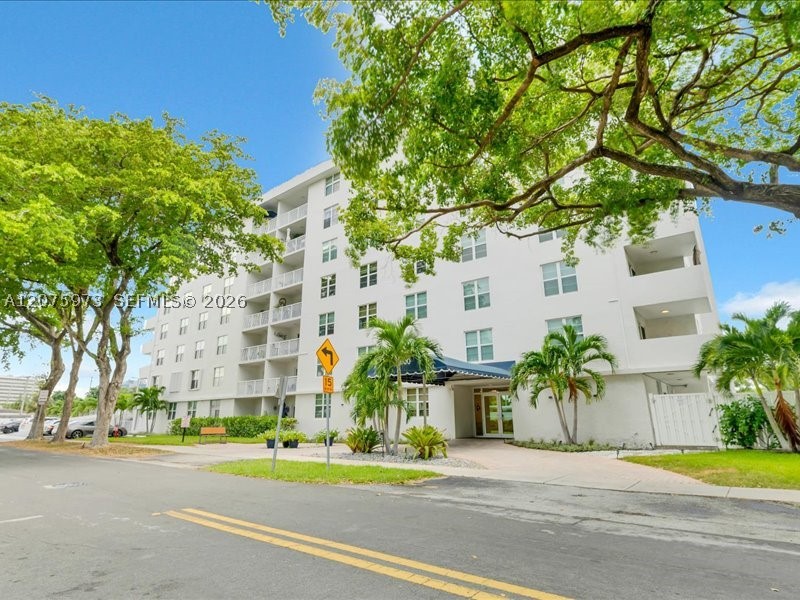 6000 NE 22nd Way 7G — photo