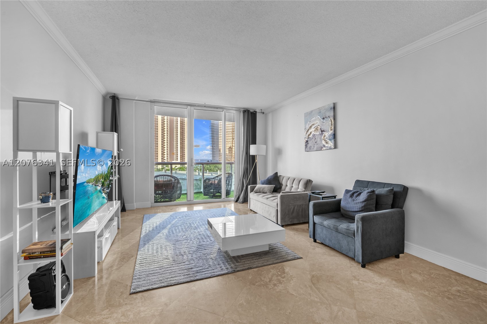 19370 Collins Ave 919 — photo