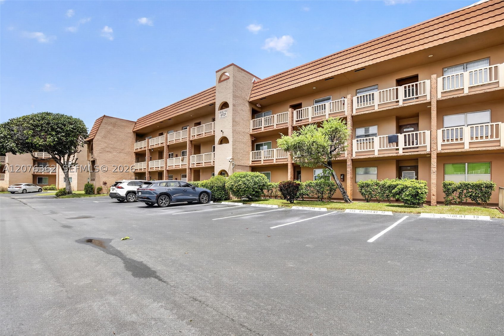9721 Sunrise Lakes Blvd 102 — photo