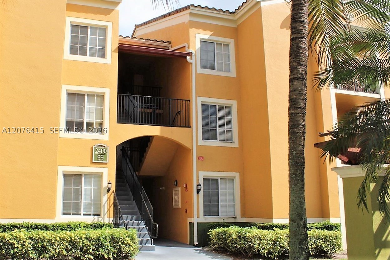 2400 E Preserve Way 304 — photo