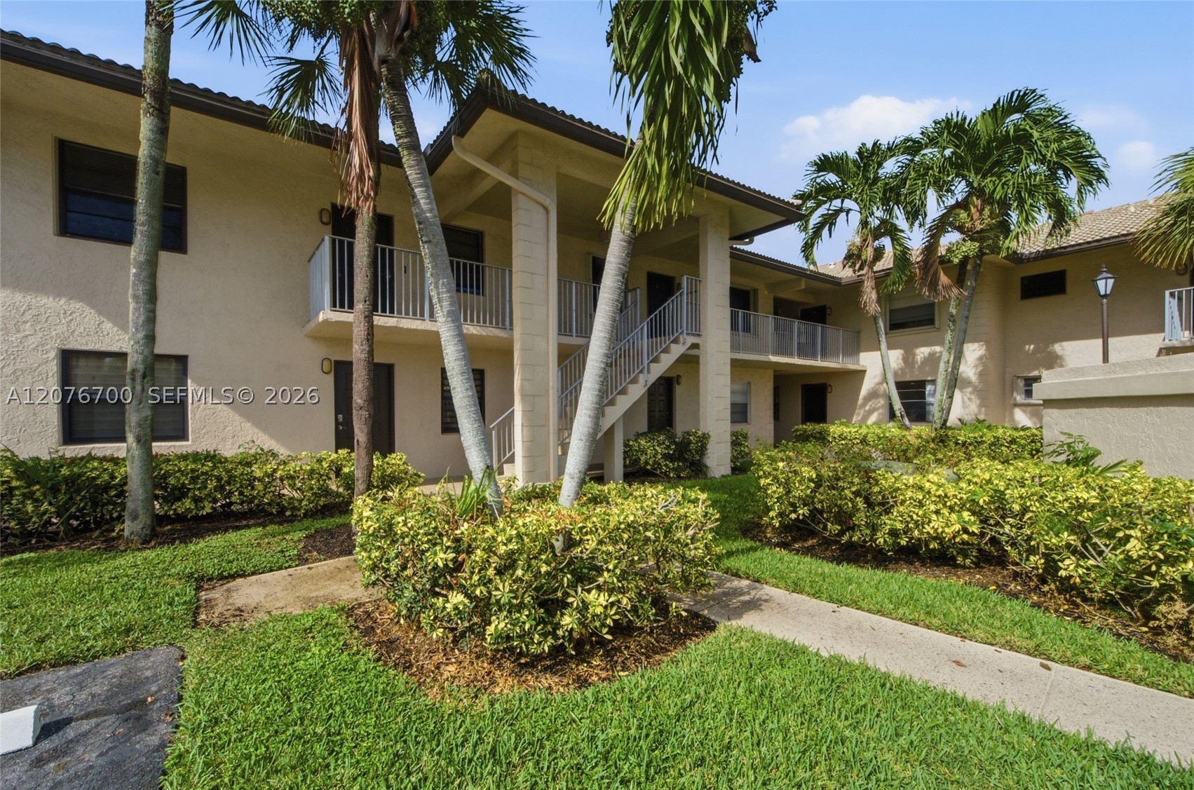 5510 Lakeside Dr 108 — photo