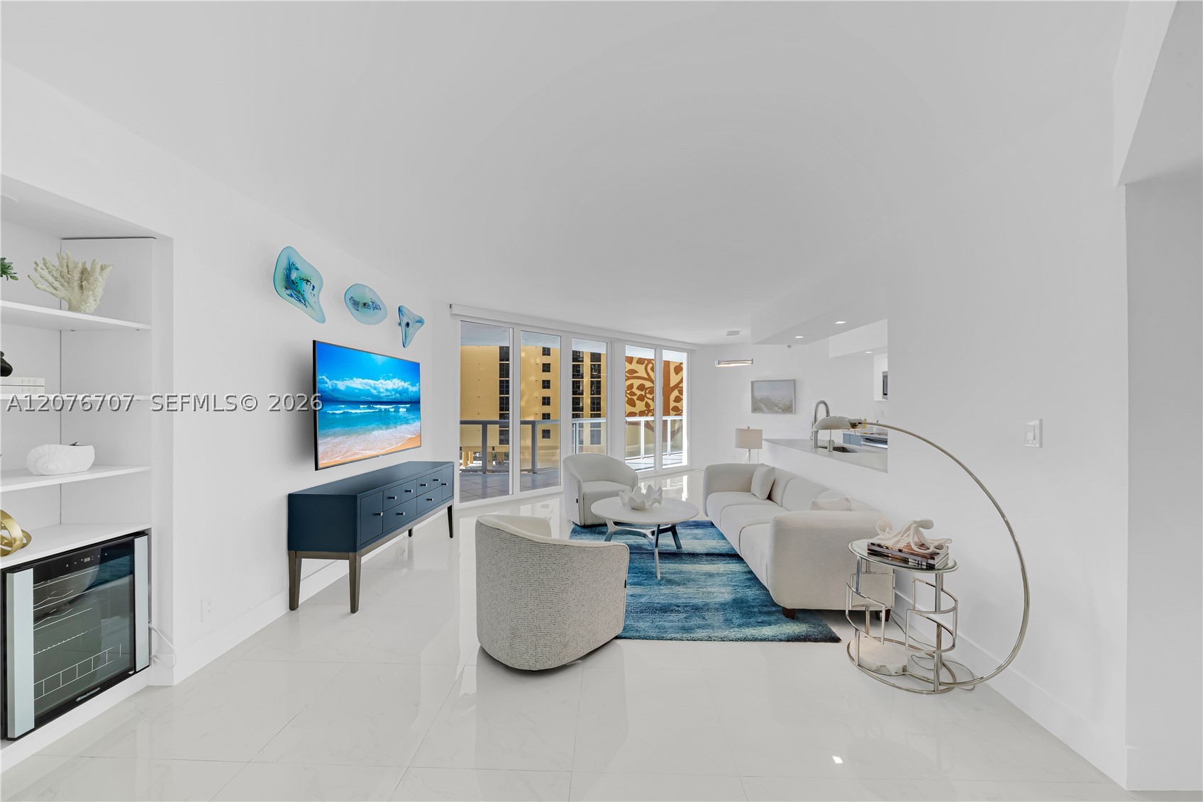 16425 Collins Ave 712 — photo