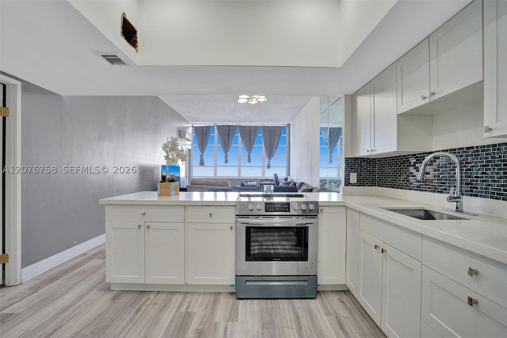 1351 NE Miami Gardens Drive 1703E — photo