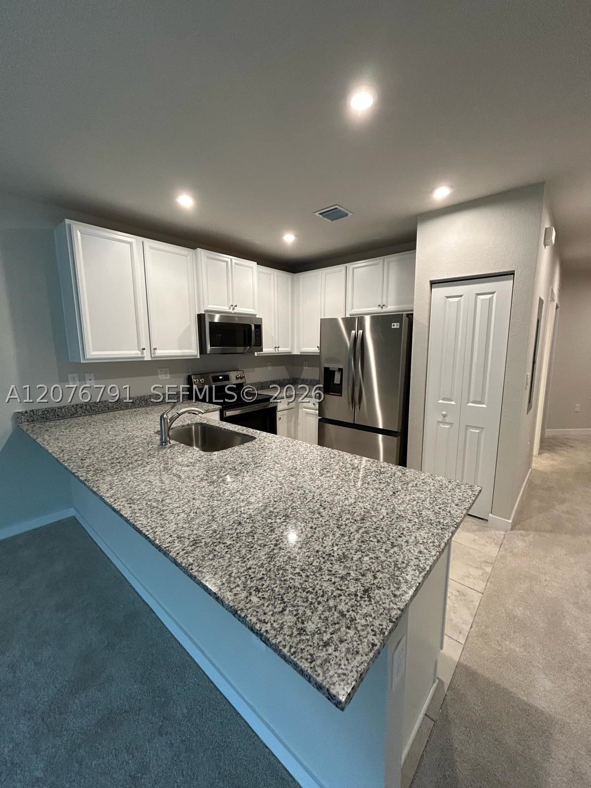 446 NW 11th Ave 446 — photo
