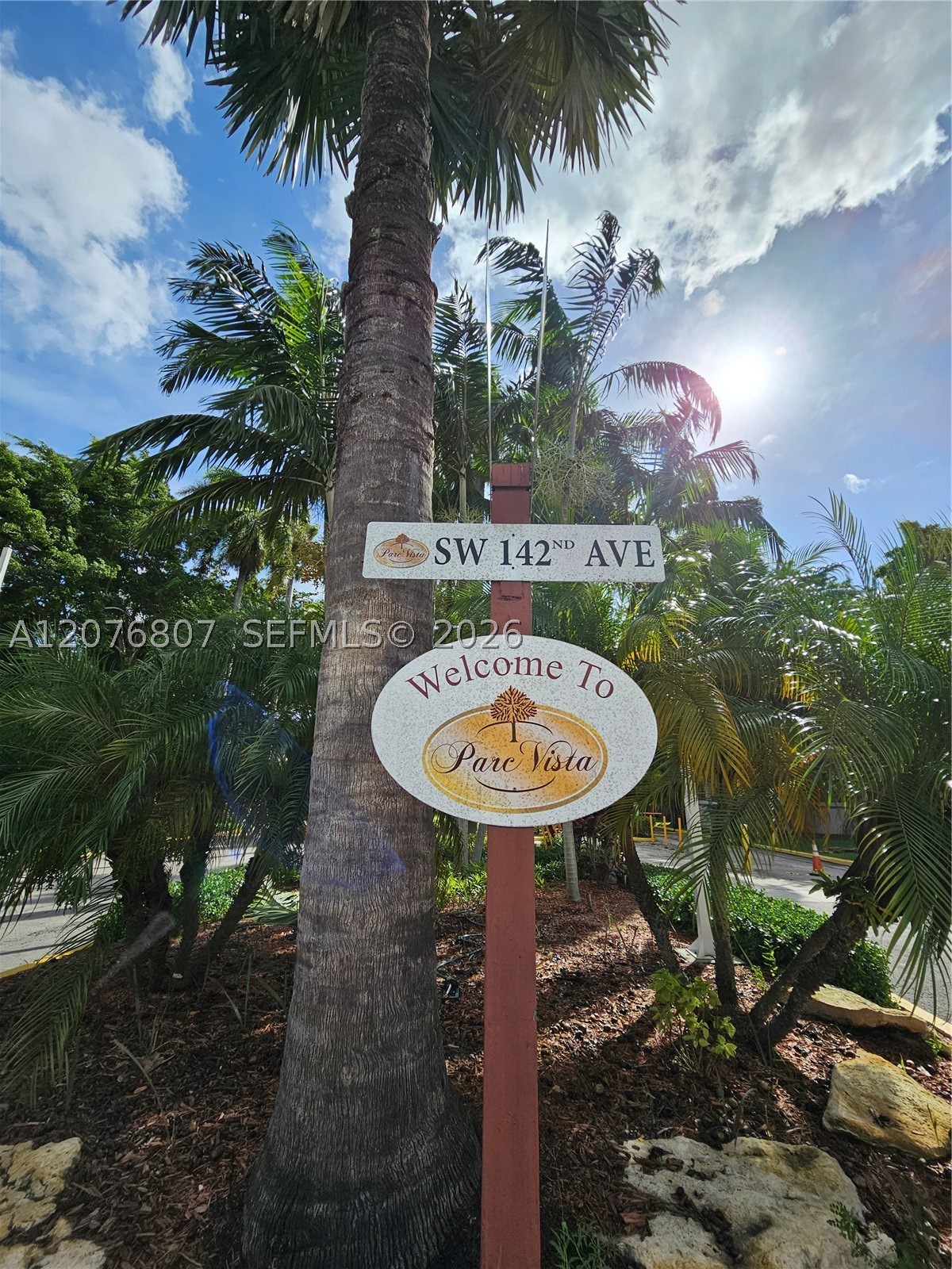9077 SW 138th Pl 9077 — photo