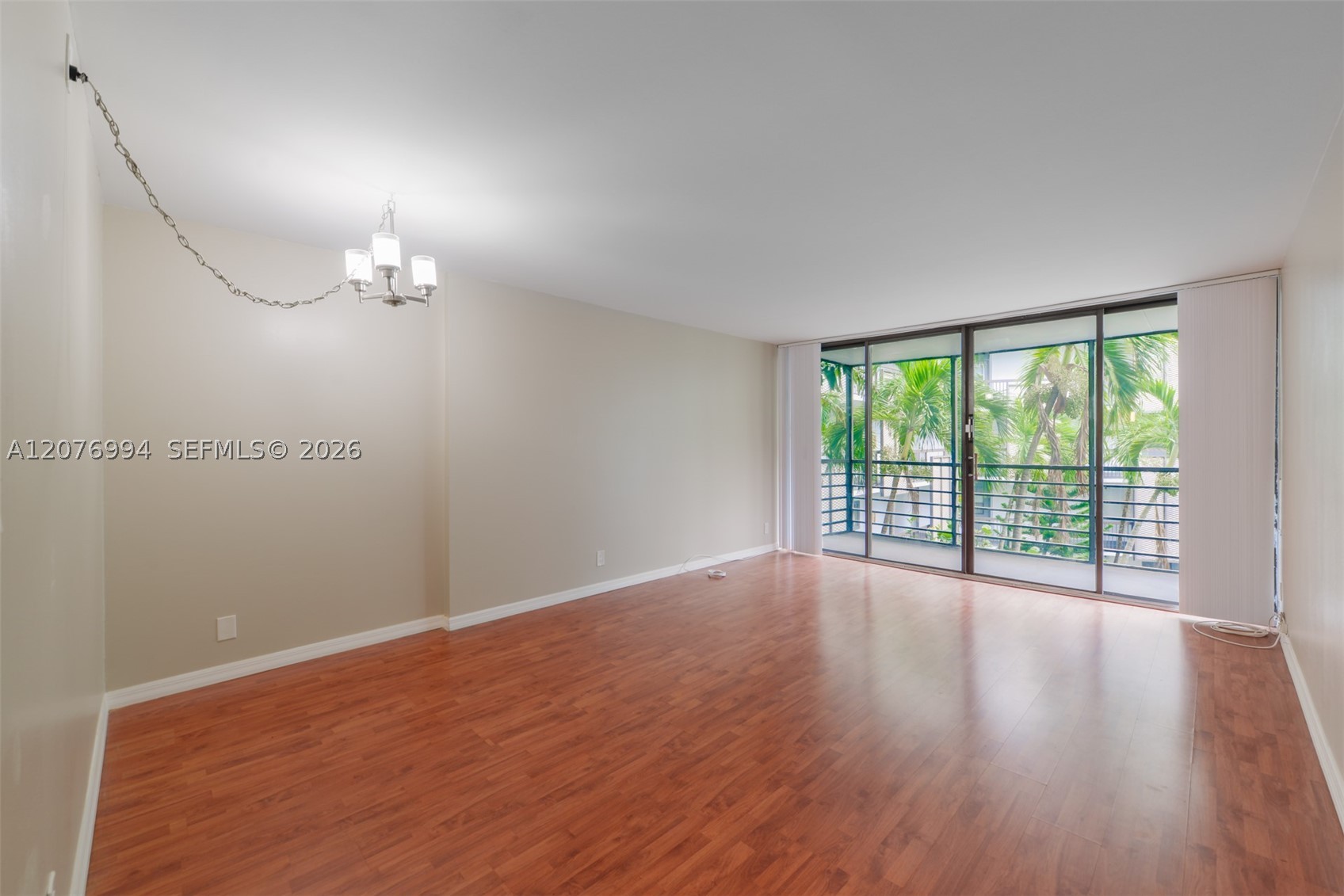 20500 W Country Club Dr 406 — photo
