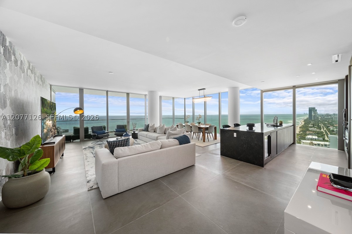 2000 S Ocean Dr 31B — photo