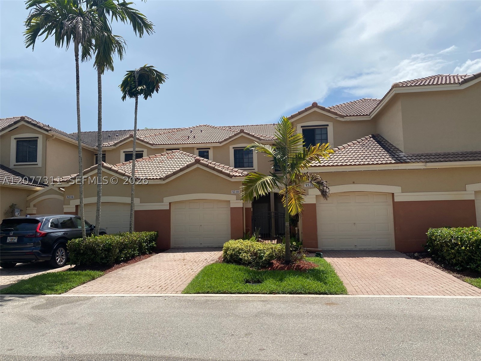 4218 Vineyard Cir 4218 — photo