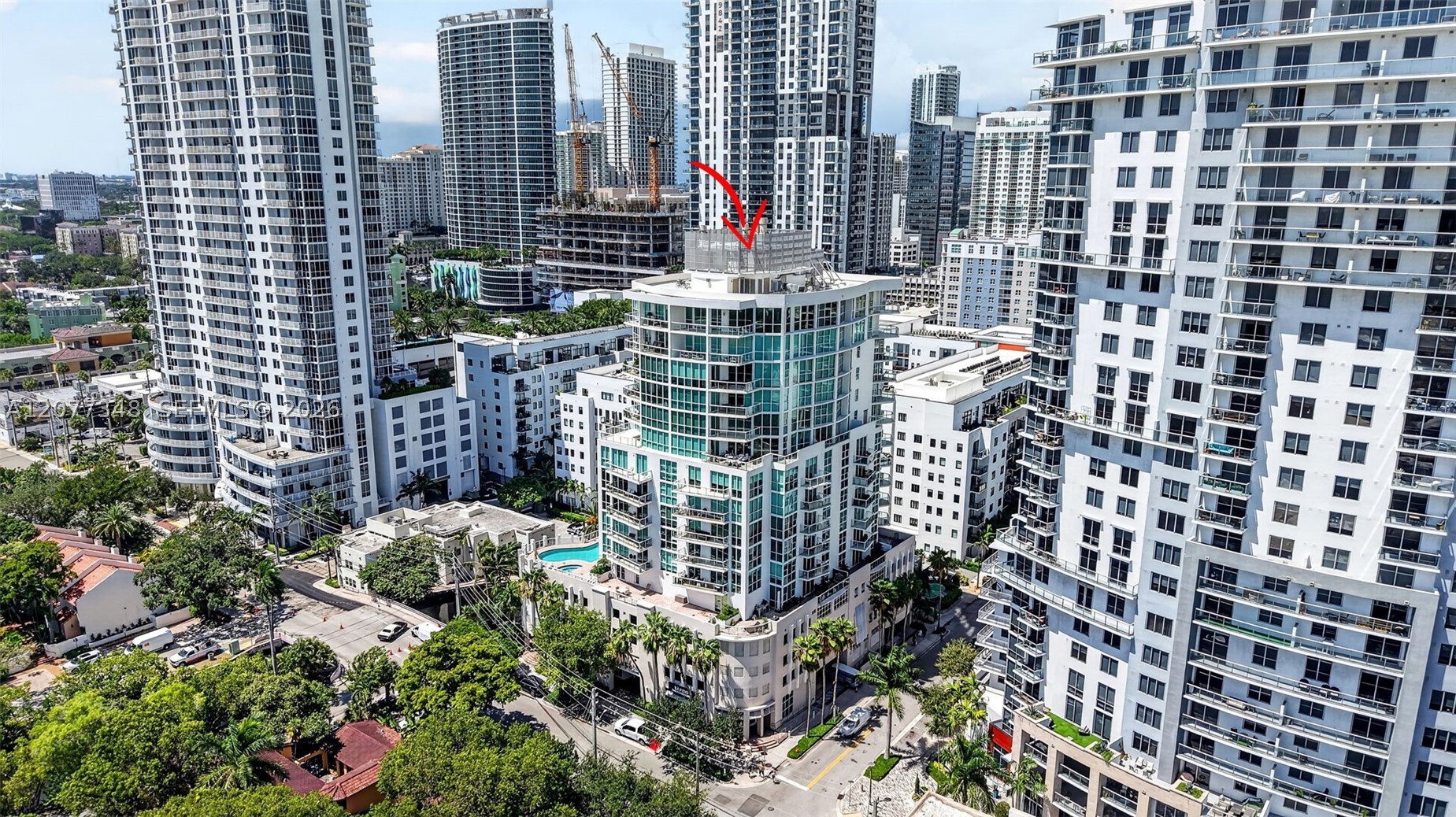 111 SE 8th Ave 705 — photo
