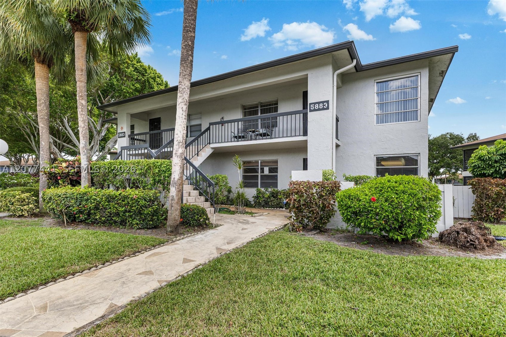 5883 Sugar Palm Ct C — photo