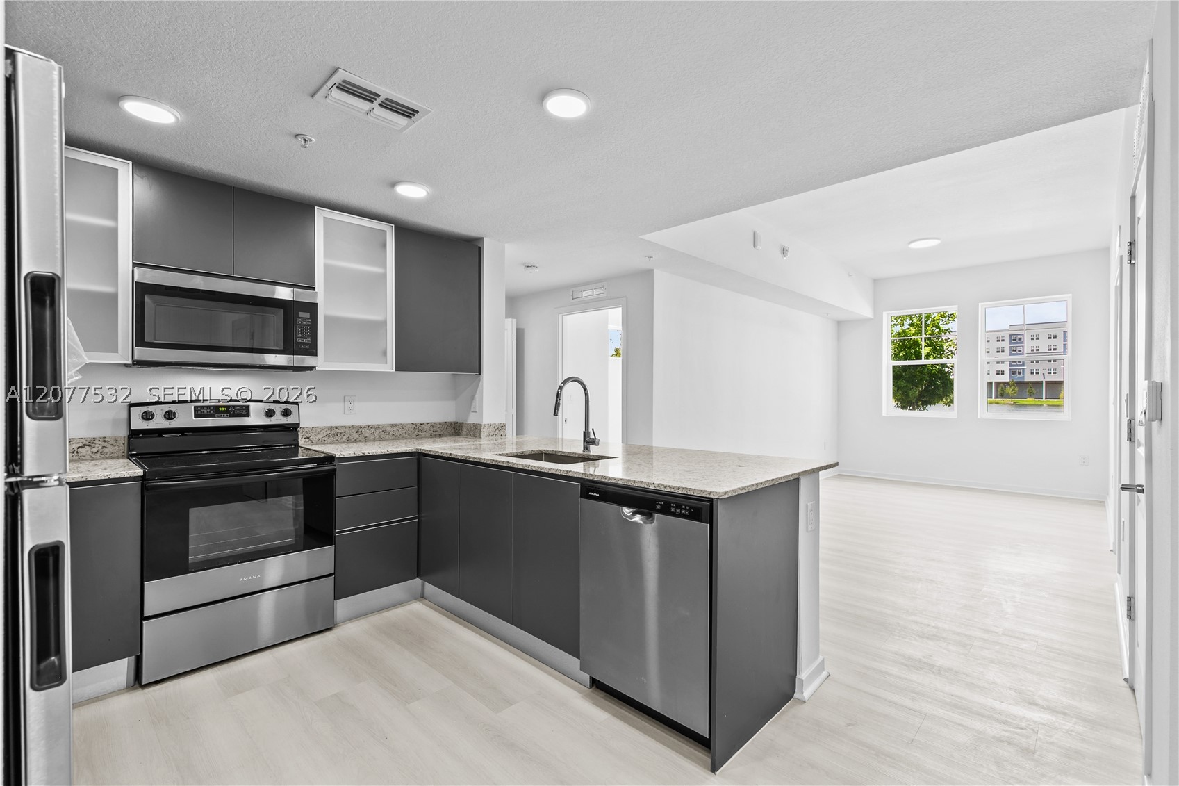 5579 Millenia Park 121 — photo