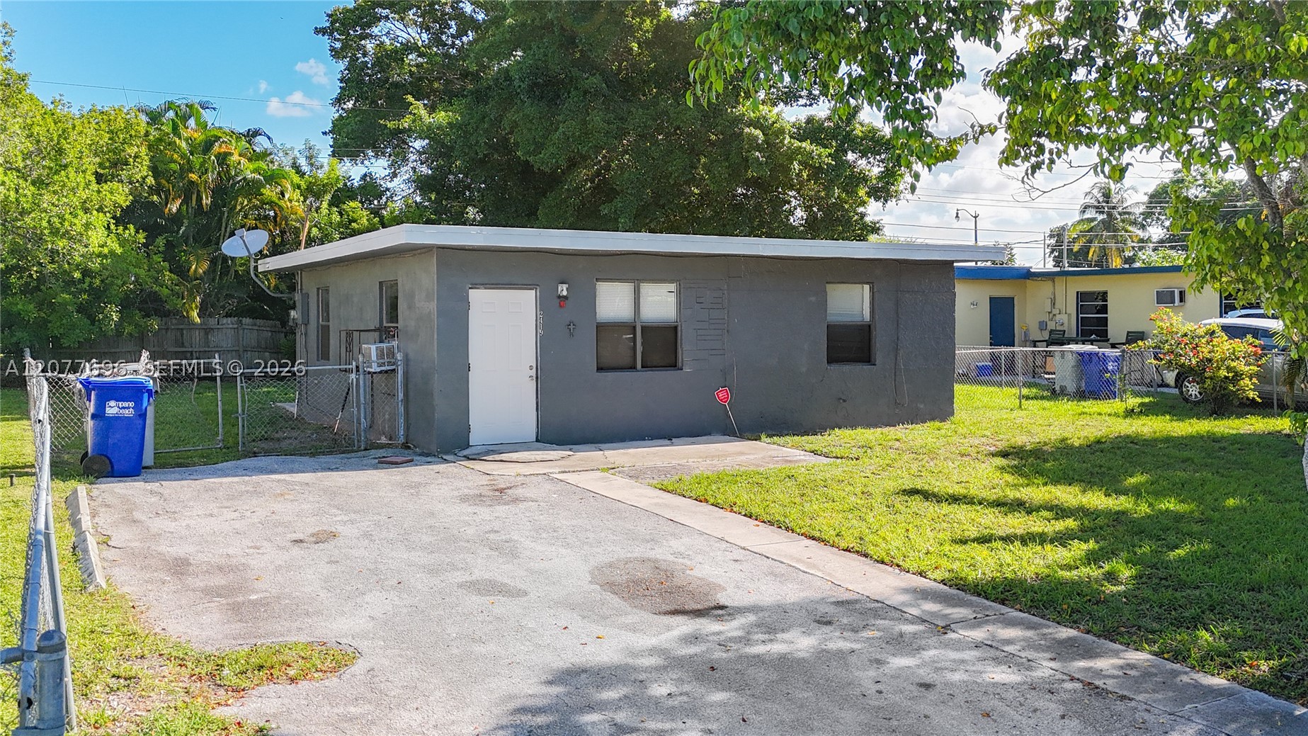 2419 NW 6th Ct — photo