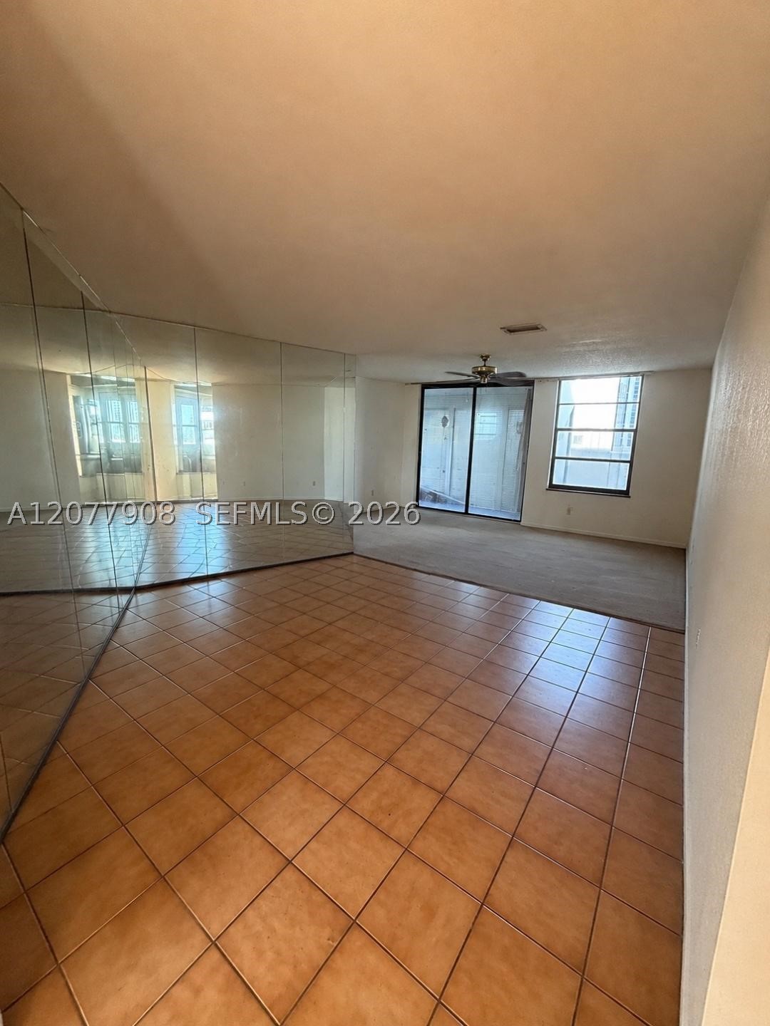 20500 W Country Club Dr 818 — photo