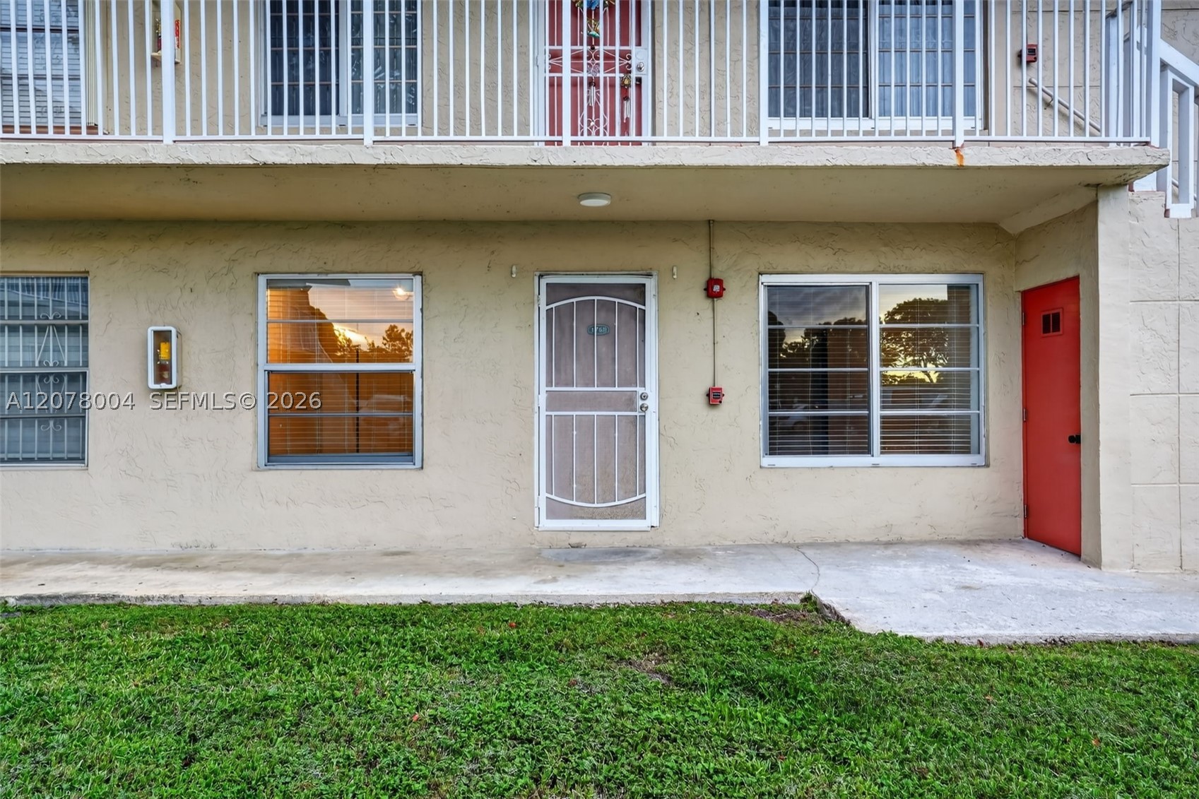 12840 SW 43rd Dr 176-B — photo
