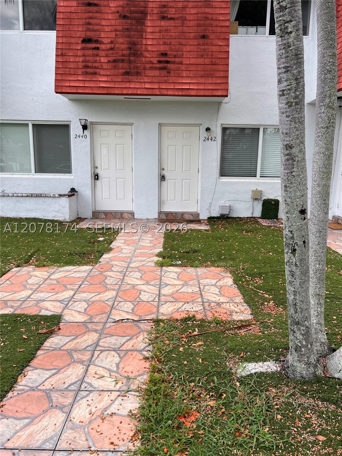 2442 SW 58 — photo