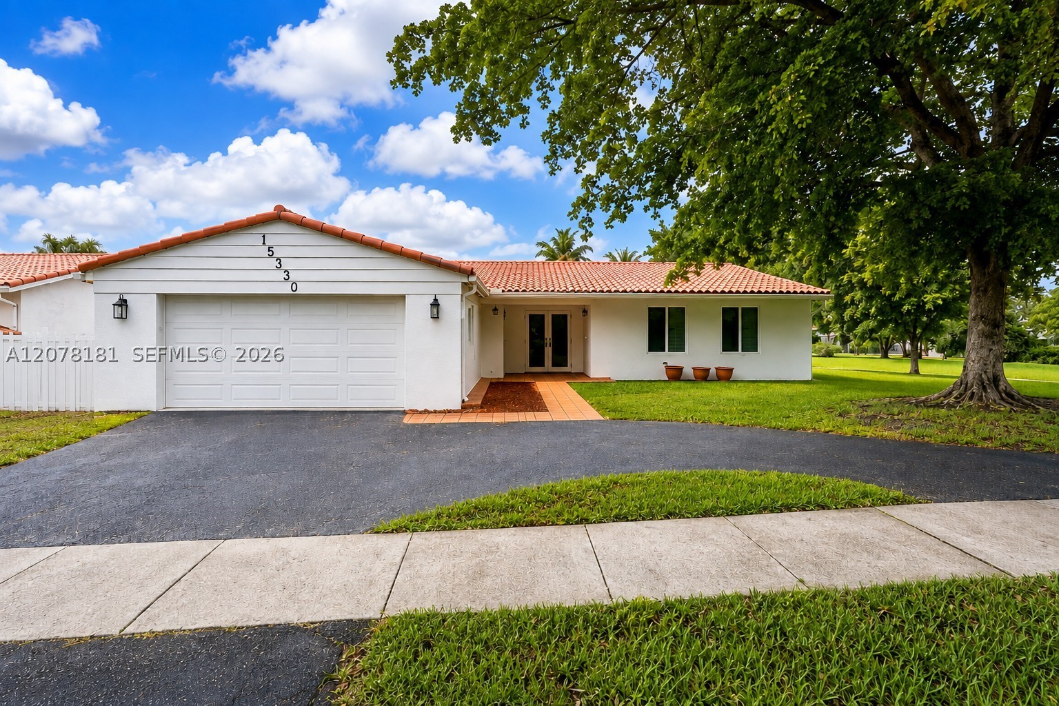 15330 Durnford Dr — photo