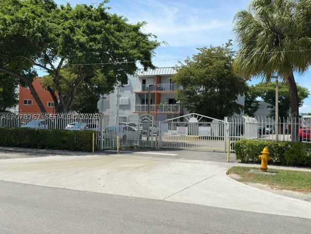 11301 SW 200th St 104-a — photo