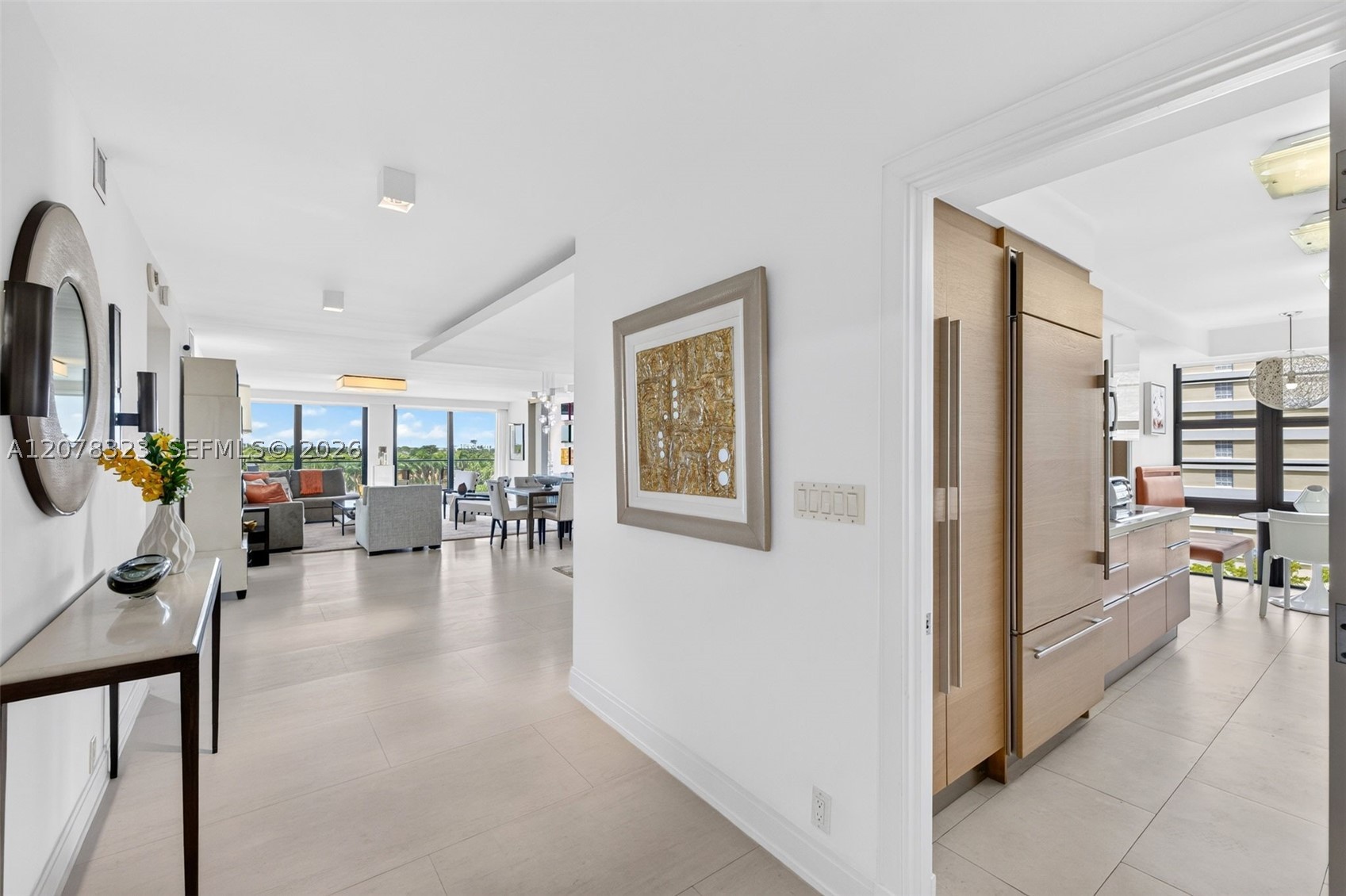 5500 Collins Ave 702 — photo