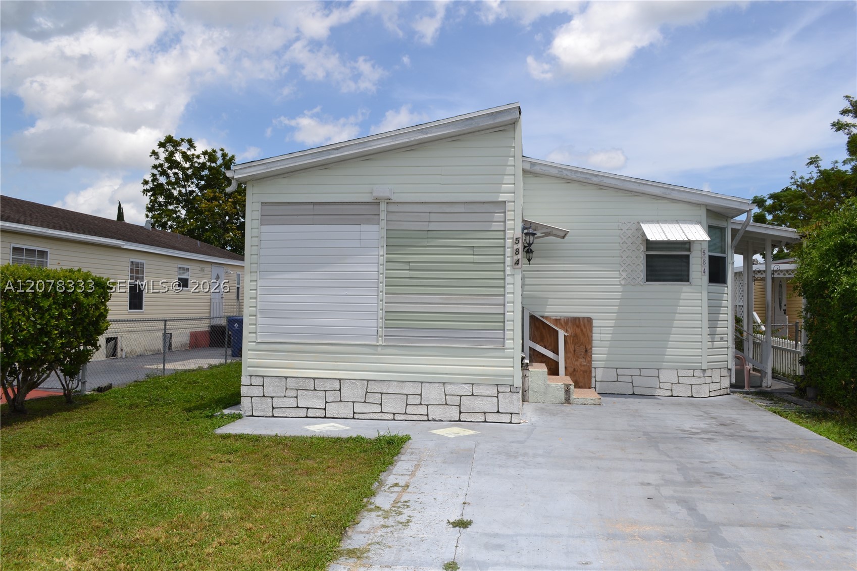 19800 SW 180 Ave #584 — photo