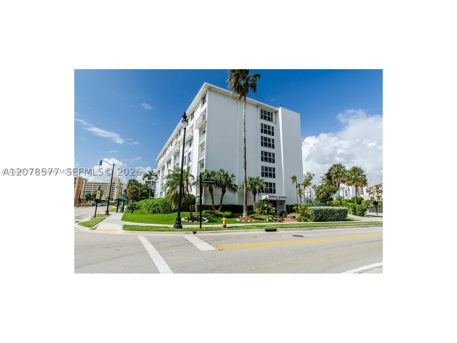 17800 Atlantic Blvd 203 — photo