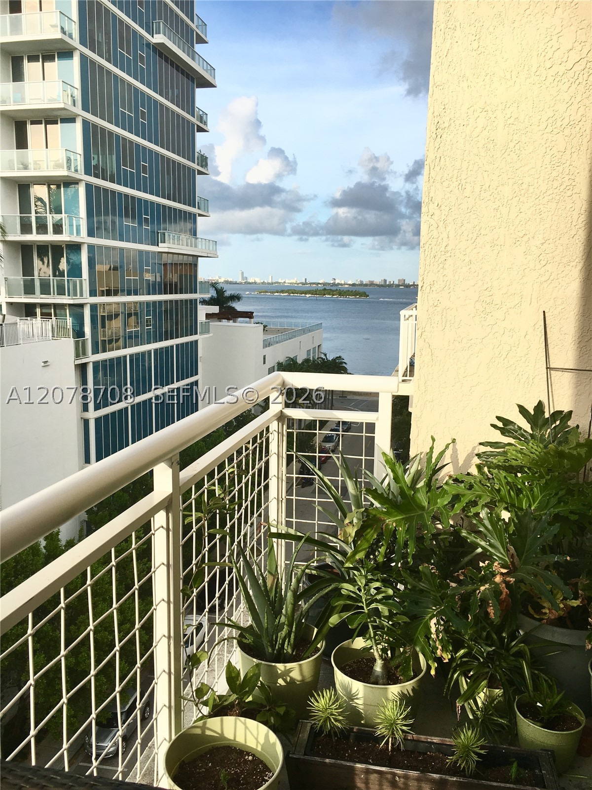 2001 Biscayne Blvd 2604 — photo