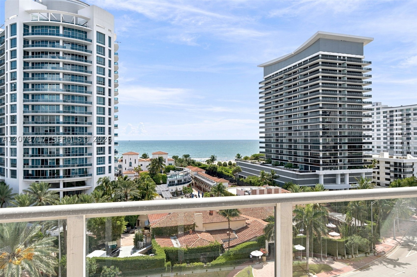 5900 Collins Ave 1006 — photo