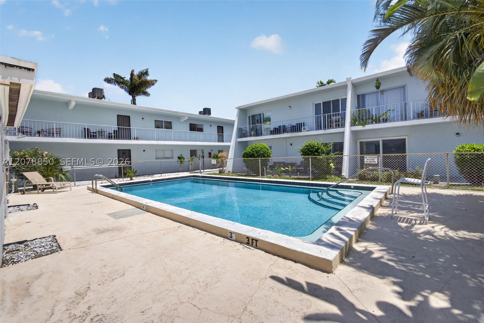 725 Hummingbird Way 109 — photo