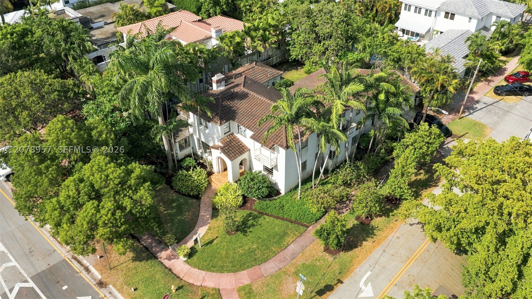 5680 Pine Tree Dr — photo