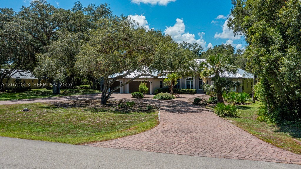 4033 Oak Haven Dr. — photo