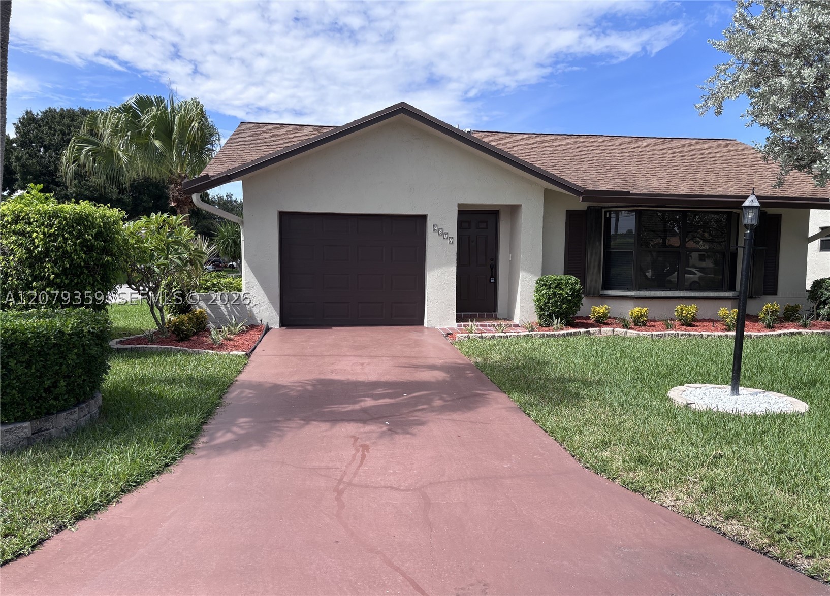 2377 SW 16 Dr — photo