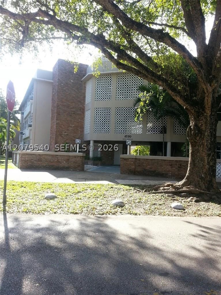 6580 Santona St a3 — photo