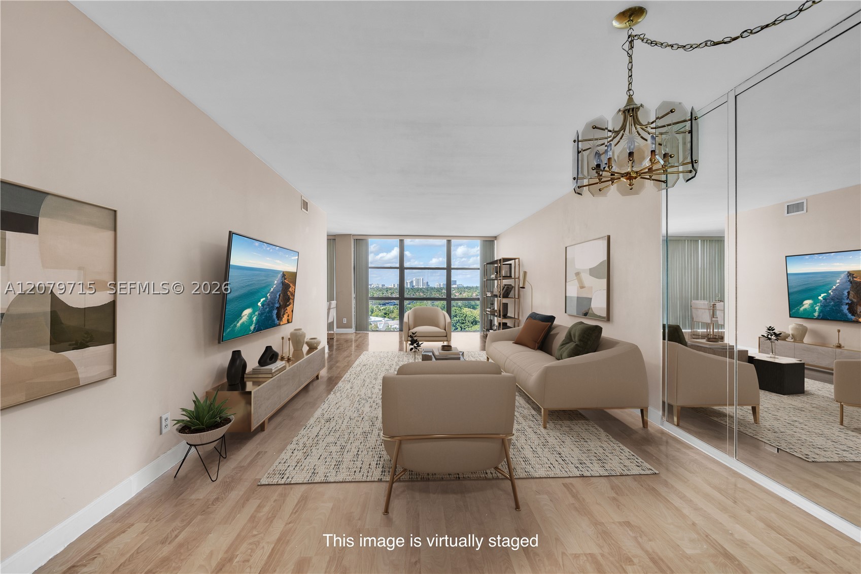1000 Parkview Dr 925 — photo