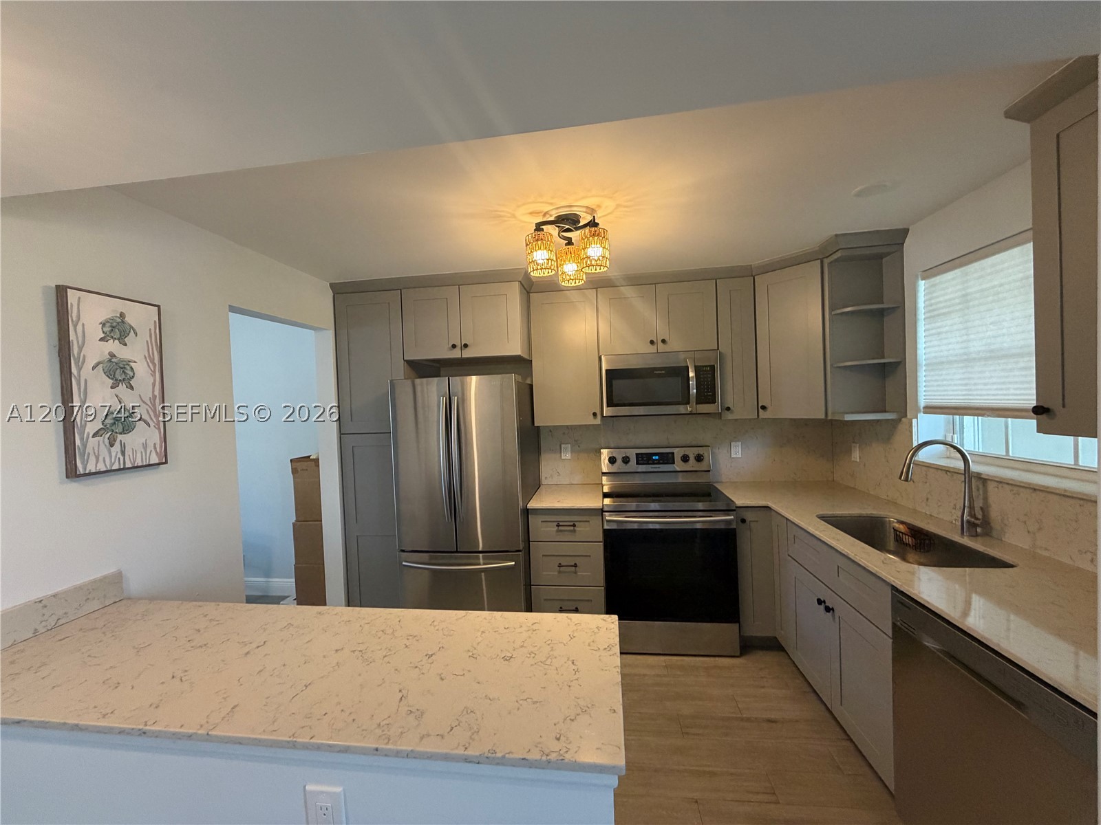769 Jeffery St 2-205 — photo