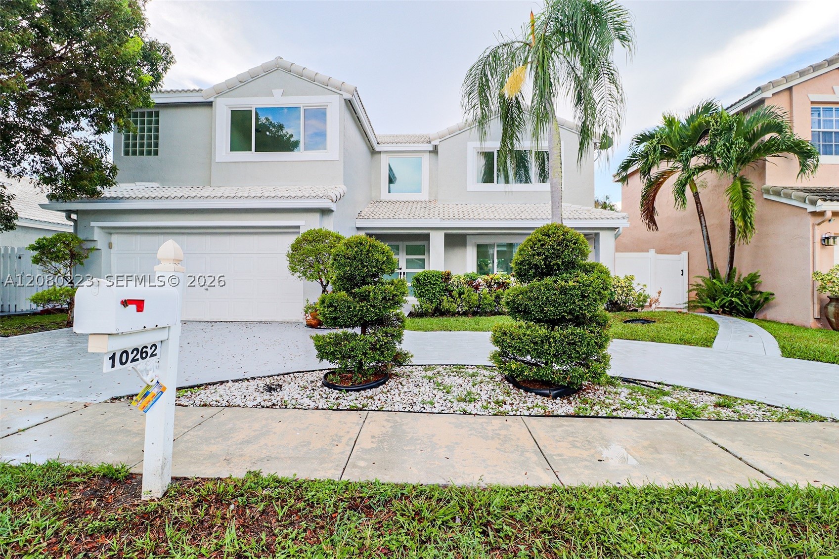 10262 SW 9th Ln — photo
